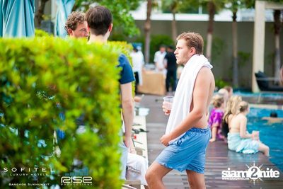 KOOL BY THE POOL — photo 116