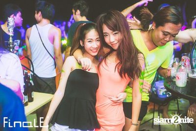 FINALE Beach Party ที่ ฟินาเล่ บาร์, เกาะเสม็ด — photo 274