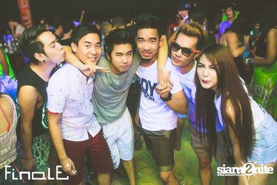 FINALE Beach Party ที่ ฟินาเล่ บาร์, เกาะเสม็ด — photo 313