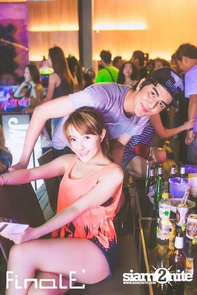 FINALE Beach Party ที่ ฟินาเล่ บาร์, เกาะเสม็ด — photo 251