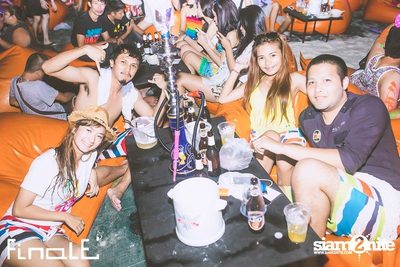 FINALE Beach Party ที่ ฟินาเล่ บาร์, เกาะเสม็ด — photo 195