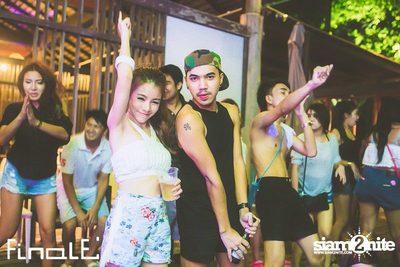 FINALE Beach Party ที่ ฟินาเล่ บาร์, เกาะเสม็ด — photo 281
