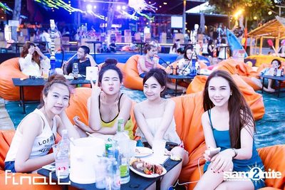 FINALE Beach Party ที่ ฟินาเล่ บาร์, เกาะเสม็ด — photo 57