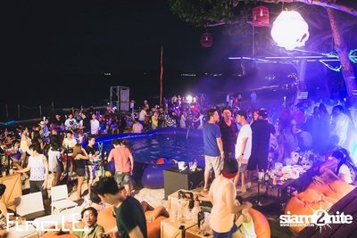 FINALE Beach Party ที่ ฟินาเล่ บาร์, เกาะเสม็ด — photo 131
