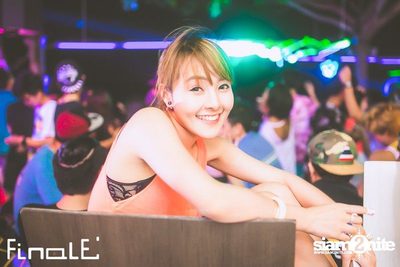 FINALE Beach Party ที่ ฟินาเล่ บาร์, เกาะเสม็ด — photo 321