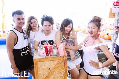 FINALE Beach Party ที่ ฟินาเล่ บาร์, เกาะเสม็ด — photo 29