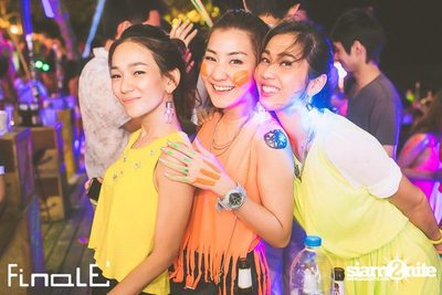 FINALE Beach Party ที่ ฟินาเล่ บาร์, เกาะเสม็ด — photo 165