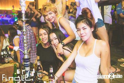 FINALE Beach Party ที่ ฟินาเล่ บาร์, เกาะเสม็ด — photo 341