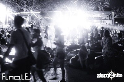 FINALE Beach Party ที่ ฟินาเล่ บาร์, เกาะเสม็ด — photo 367