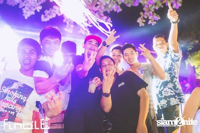 FINALE Beach Party ที่ ฟินาเล่ บาร์, เกาะเสม็ด — photo 118