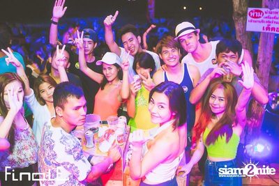 FINALE Beach Party ที่ ฟินาเล่ บาร์, เกาะเสม็ด — photo 325