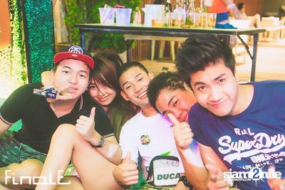 FINALE Beach Party ที่ ฟินาเล่ บาร์, เกาะเสม็ด — photo 365