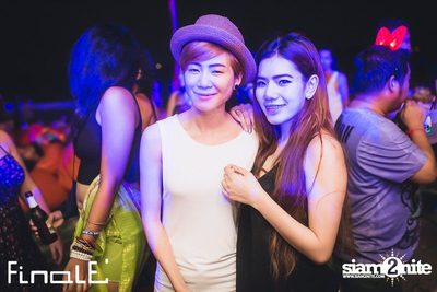 FINALE Beach Party ที่ ฟินาเล่ บาร์, เกาะเสม็ด — photo 314