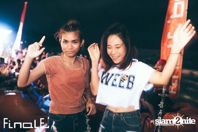 FINALE Beach Party ที่ ฟินาเล่ บาร์, เกาะเสม็ด — photo 184