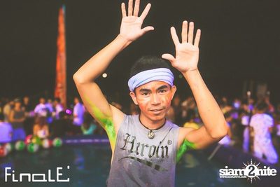 FINALE Beach Party ที่ ฟินาเล่ บาร์, เกาะเสม็ด — photo 166