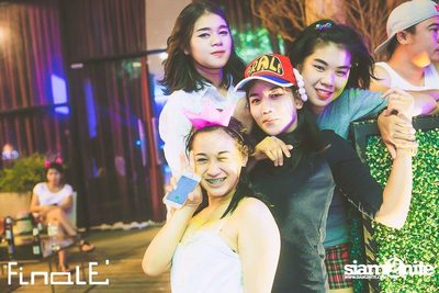 FINALE Beach Party ที่ ฟินาเล่ บาร์, เกาะเสม็ด — photo 366