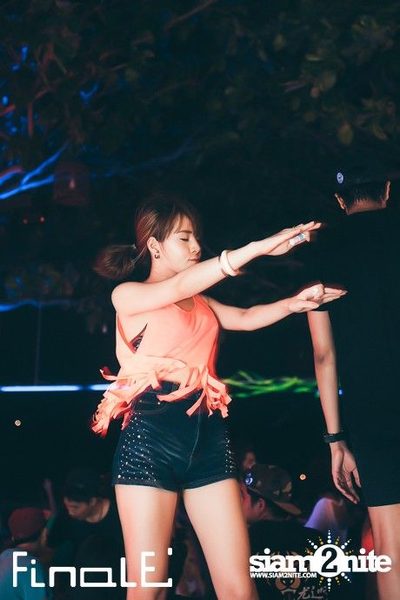 FINALE Beach Party ที่ ฟินาเล่ บาร์, เกาะเสม็ด — photo 354