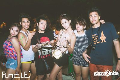 FINALE Beach Party ที่ ฟินาเล่ บาร์, เกาะเสม็ด — photo 372