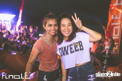 FINALE Beach Party ที่ ฟินาเล่ บาร์, เกาะเสม็ด — photo 183