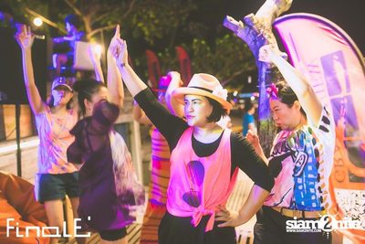 FINALE Beach Party ที่ ฟินาเล่ บาร์, เกาะเสม็ด — photo 171