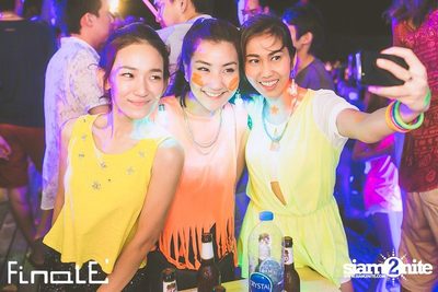 FINALE Beach Party ที่ ฟินาเล่ บาร์, เกาะเสม็ด — photo 164