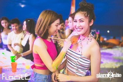 FINALE Beach Party ที่ ฟินาเล่ บาร์, เกาะเสม็ด — photo 80
