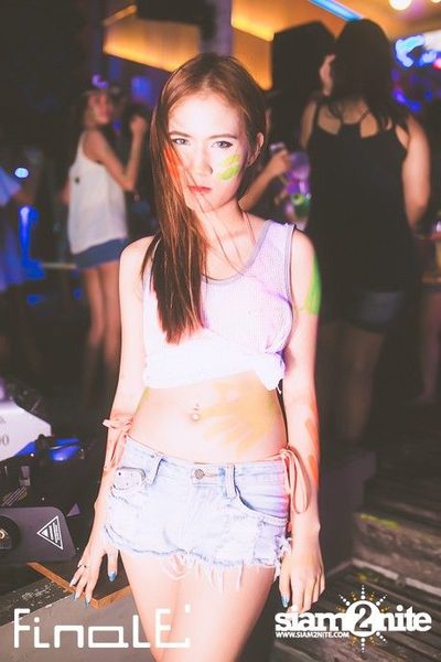 FINALE Beach Party ที่ ฟินาเล่ บาร์, เกาะเสม็ด — photo 197
