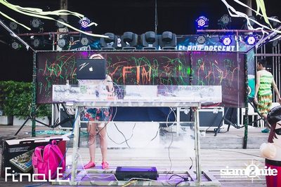 FINALE Beach Party ที่ ฟินาเล่ บาร์, เกาะเสม็ด — photo 7