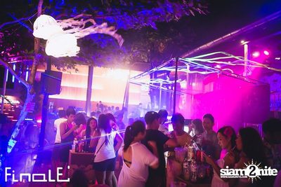 FINALE Beach Party ที่ ฟินาเล่ บาร์, เกาะเสม็ด — photo 132
