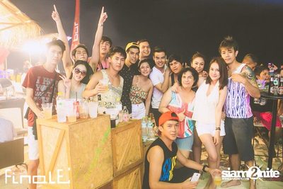 FINALE Beach Party ที่ ฟินาเล่ บาร์, เกาะเสม็ด — photo 187