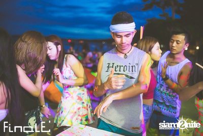 FINALE Beach Party ที่ ฟินาเล่ บาร์, เกาะเสม็ด — photo 84