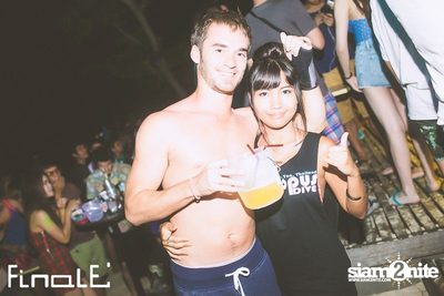 FINALE Beach Party ที่ ฟินาเล่ บาร์, เกาะเสม็ด — photo 163