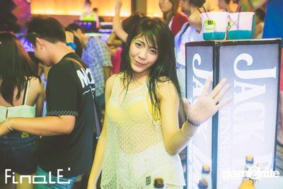 FINALE Beach Party ที่ ฟินาเล่ บาร์, เกาะเสม็ด — photo 309