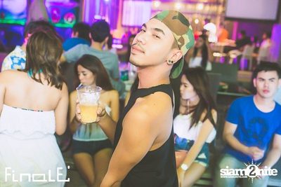 FINALE Beach Party ที่ ฟินาเล่ บาร์, เกาะเสม็ด — photo 129