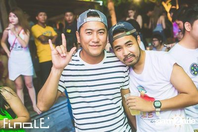 FINALE Beach Party ที่ ฟินาเล่ บาร์, เกาะเสม็ด — photo 329