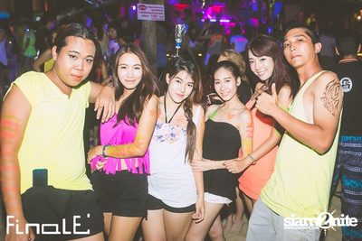 FINALE Beach Party ที่ ฟินาเล่ บาร์, เกาะเสม็ด — photo 160