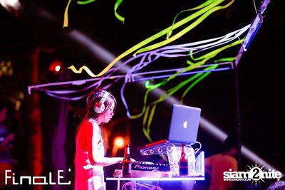 FINALE Beach Party ที่ ฟินาเล่ บาร์, เกาะเสม็ด — photo 201