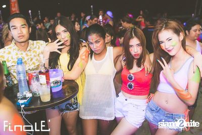 FINALE Beach Party ที่ ฟินาเล่ บาร์, เกาะเสม็ด — photo 158