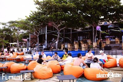 FINALE Beach Party ที่ ฟินาเล่ บาร์, เกาะเสม็ด — photo 12