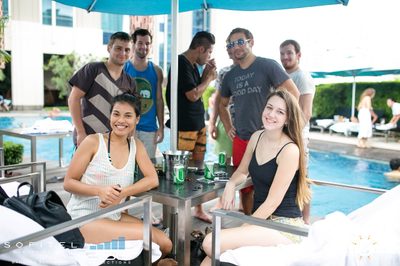 Kool by the pool — photo 16
