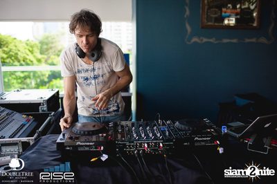 Sundaze Aftermoon Pool Party — photo 42