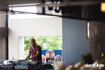 Sundaze Aftermoon Pool Party — photo 12