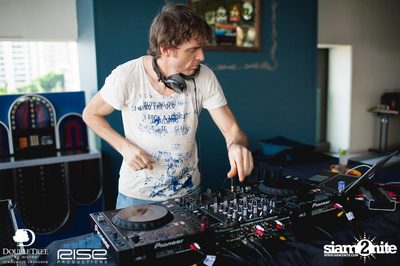Sundaze Aftermoon Pool Party — photo 45