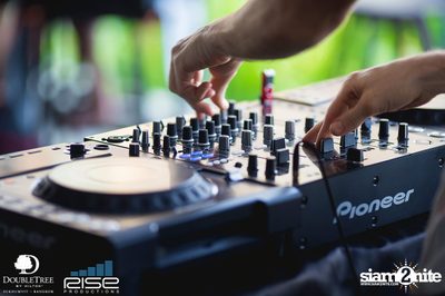 Sundaze Aftermoon Pool Party — photo 81