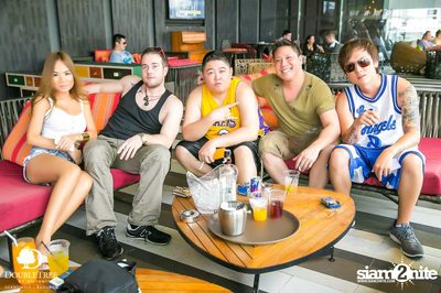 Famous Pool Party — photo 11