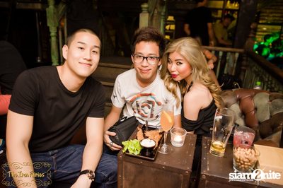 Friday Night — photo 3