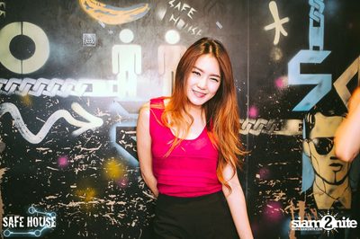 Suharit Siamwalla Colorful Party — photo 116