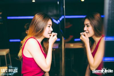 Suharit Siamwalla Colorful Party — photo 124