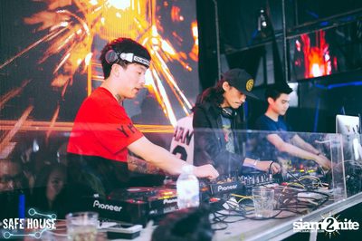 Suharit Siamwalla Colorful Party — photo 132