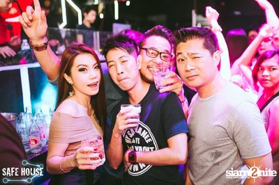 Suharit Siamwalla Colorful Party — photo 99